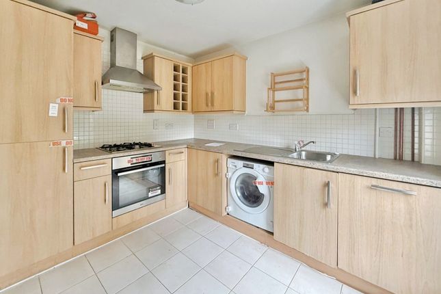 28, Halifax Road, Berkshire photo 2