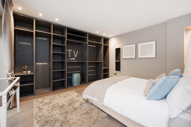 Flat to rent in Boydell Court, St John\'s Wood Park, Hampstead, London