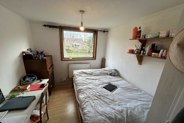 Property to rent in Somner Close, Canterbury