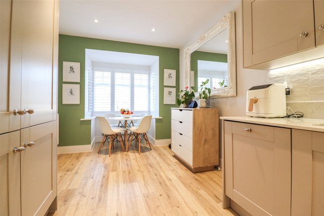 6, Mulberry Walk, Hampshire photo 3