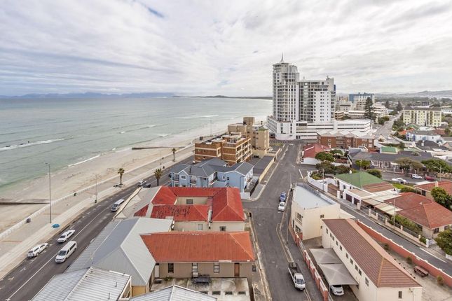 10a-grasso-strand-106-beach-road-strand-north-strand-western-cape