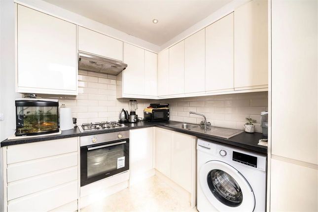 417E, New Cross Road, London photo 3