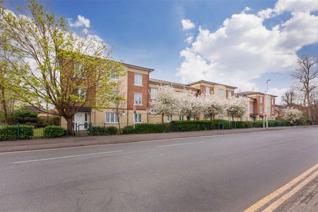 Flat for sale in Concorde Court, Green Lane, Windsor