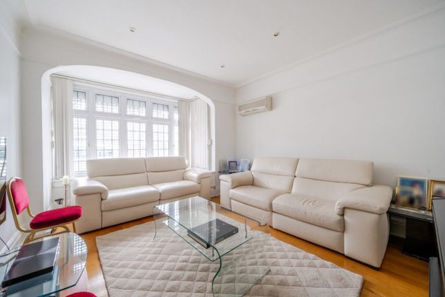 63, Mount Avenue, Ealing photo 3