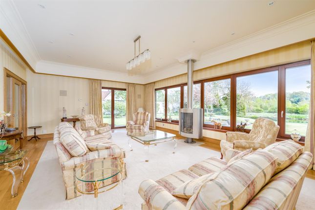 Tweedsyde House, Shedden Park Road, Kelso photo 4