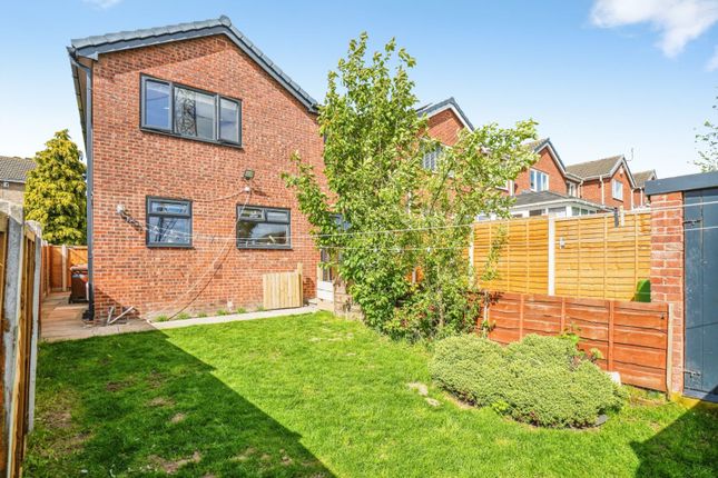 92, Gainsborough Way, Stanley, Wakefield photo 5