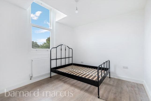 Longley Road, LONDON photo 2