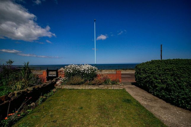 Flat to rent in Rockcliffe, Whitley Bay