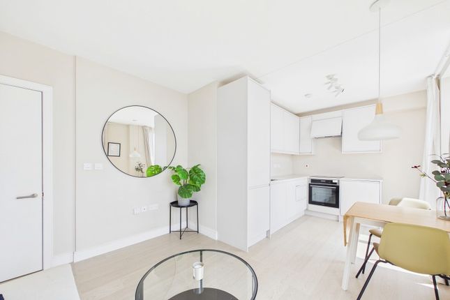 74, Manhattan Lofts, Crowthorne photo 5