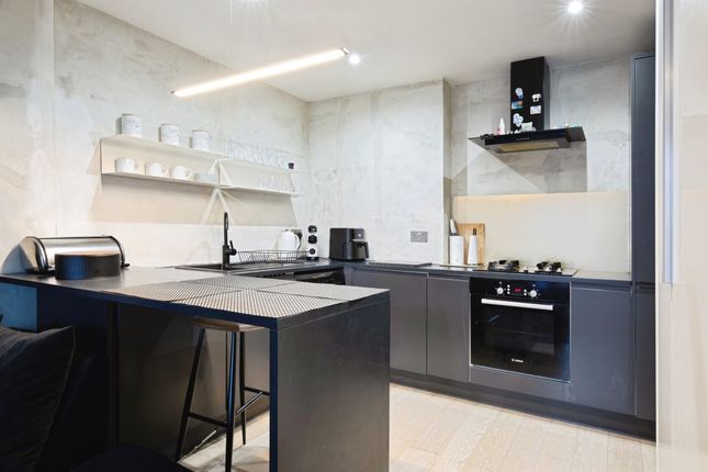 Flat 21, Rill Court, Spring Place, Barking photo 3