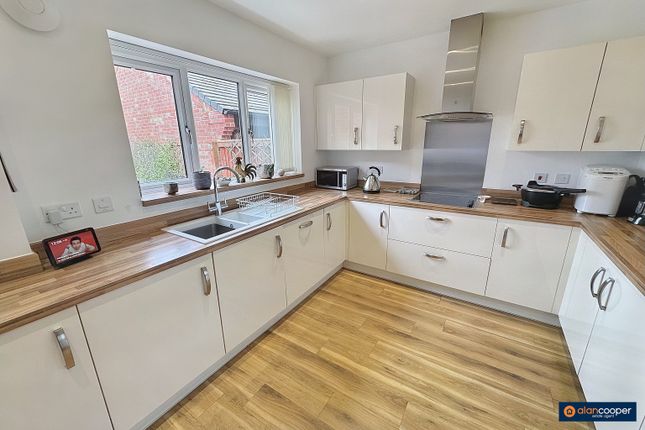Detached house for sale in Quincy Close, Bramcote Manor, Nuneaton
