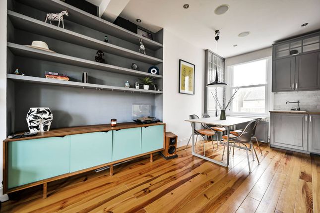 Flat for sale in Fermoy Road, Maida Vale, London