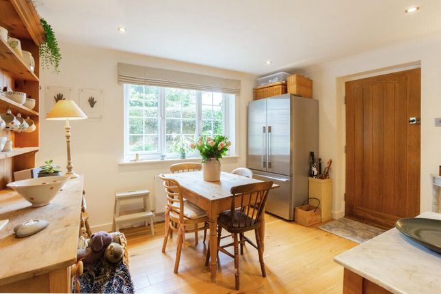 3, The Courtway, Enborne photo 4