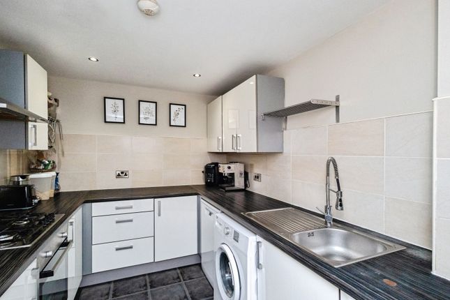 Apartment 22, 335, Claremont Road, Greater Manchester photo 3