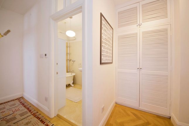 Flat for sale in Hampstead Way, London