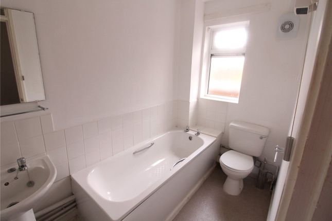 12 Thames Court, Trent Road, Bedfordshire photo 3