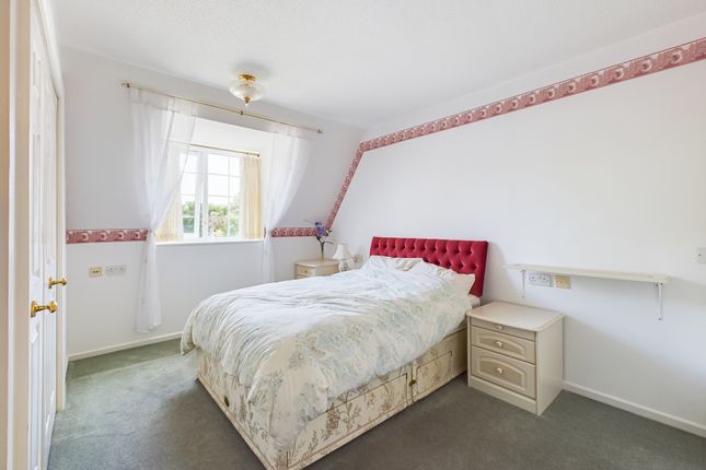 Flat for sale in Warden Assisted - Stanford Orchard, Warnham, West Sussex