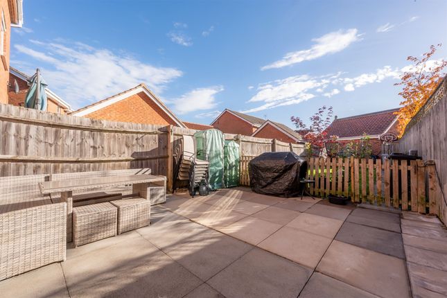 50, Thistle Drive, Kettering photo 3