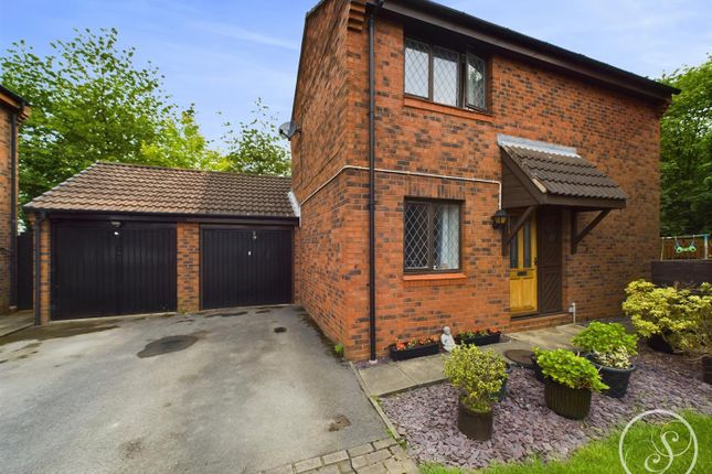 Thumbnail Detached house for sale in High Bank Gardens, Leeds