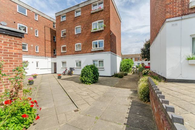 Flat for sale in St Lukes Close, South Norwood, London