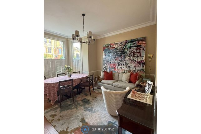 Living Room/ Dining Room
