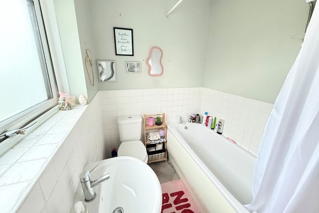 71 Trumpet Road, Cleator photo 4