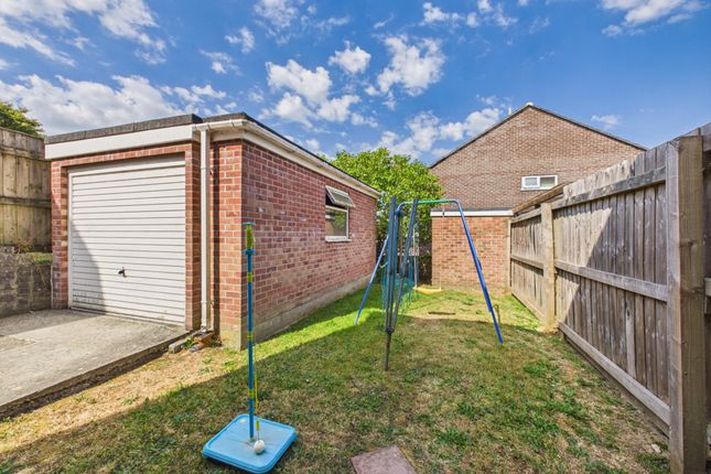 4, Slatelands Close, Plympton photo 2