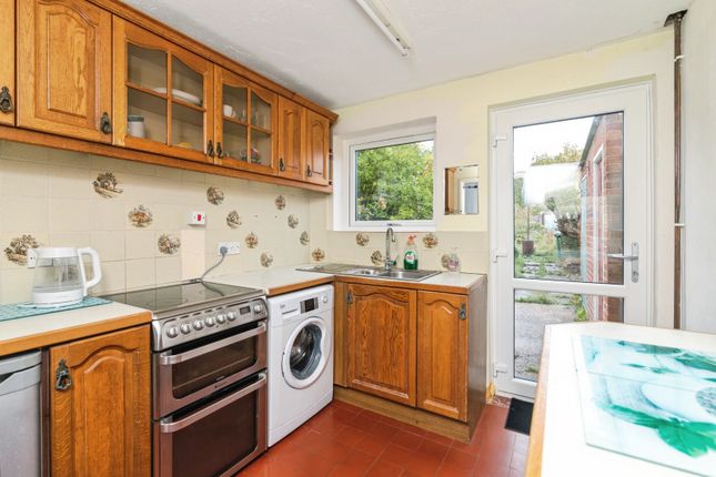 12, Oak Green, Suffolk photo 4