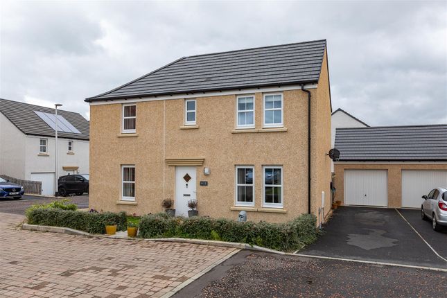 22 Knoll Park Place Galashiels 05.Jpg