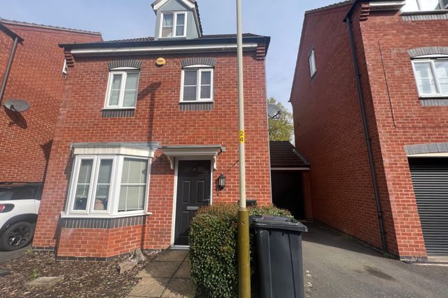 Detached house to rent in Thornborough Way, Leicester