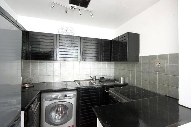 Flat 129, Clare Court,, Judd Street, London photo 4