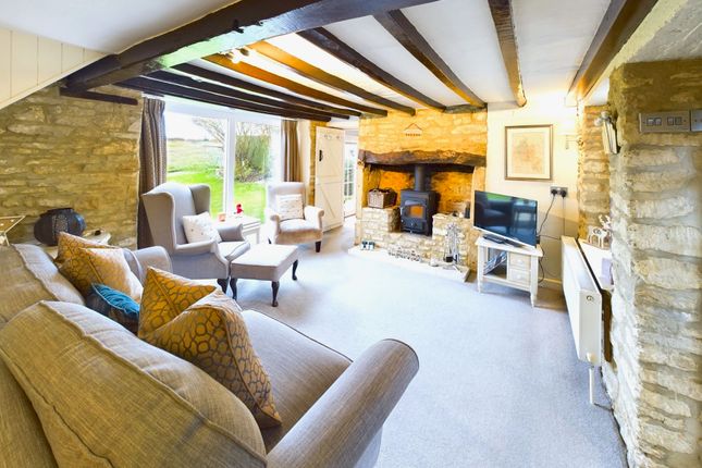 Lambley Cottage, 2 The Heath, Chipping Norton photo 3