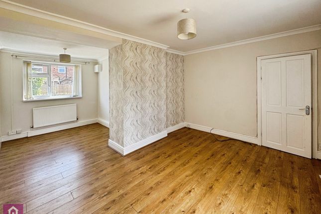 70, Woodham Road, Greater Manchester photo 3