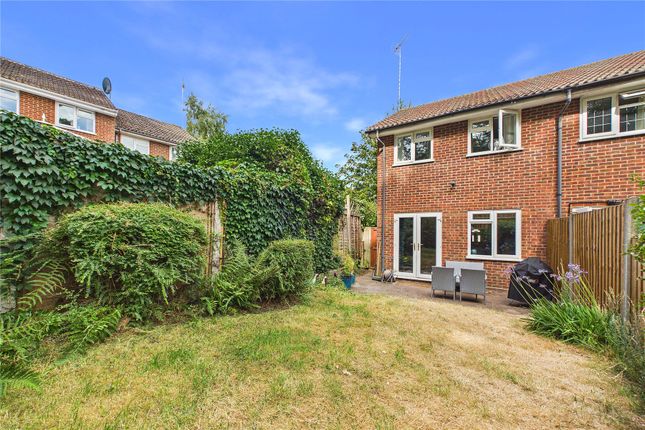 21, Albert Road, Surrey photo 2