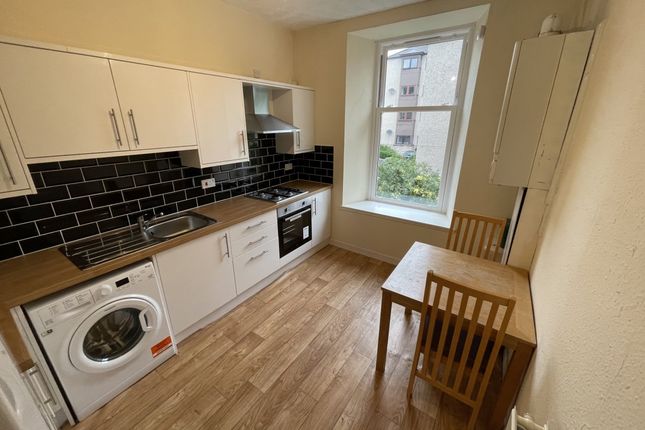 289, Hawkhill, Dundee photo 2