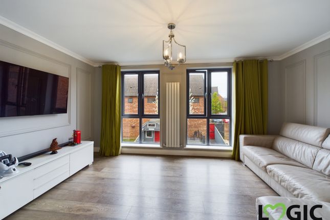 Thumbnail Town house for sale in Goldcrest Road, Allerton Bywater, Castleford, West Yorkshire