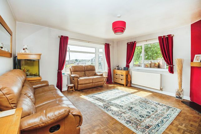 1, Marley Close, Weymouth photo 3