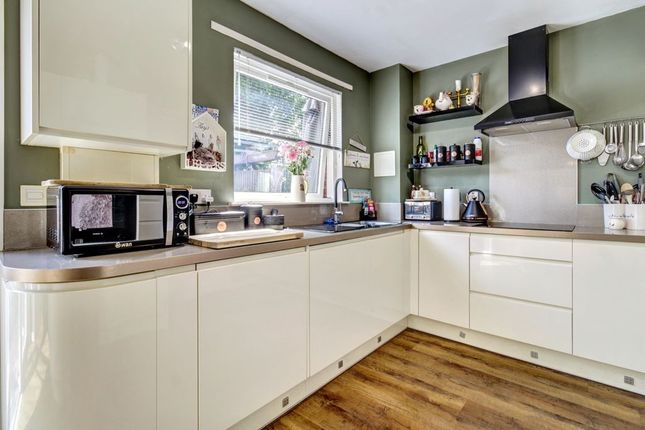 18, Levenbank Terrace, Jamestown photo 4