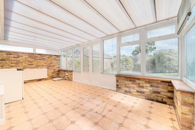 15, Clausentum Close, Chandler's Ford photo 4