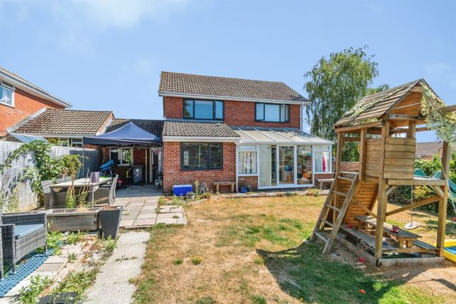 16, Rosedale Gardens, TROWBRIDGE photo 4