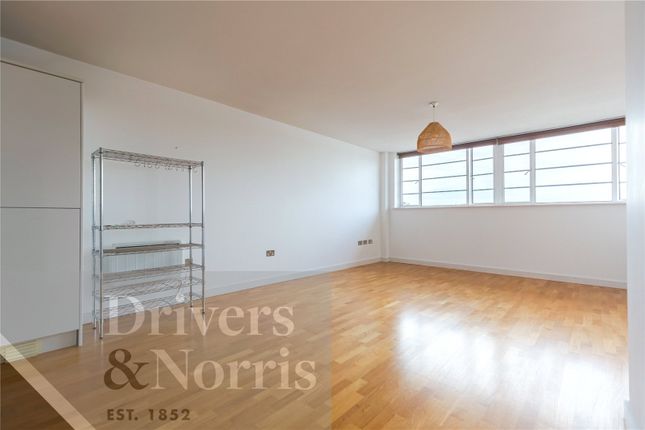 Thumbnail Flat to rent in Axminister Road, Islington, London