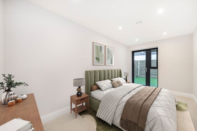 Flat 2, 203-207, Merton Road, South Wimbledon photo 3