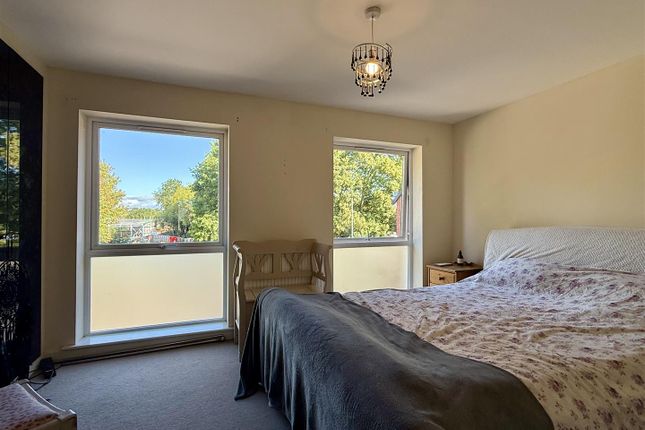 42, Goodrich Grove, Hereford photo 4