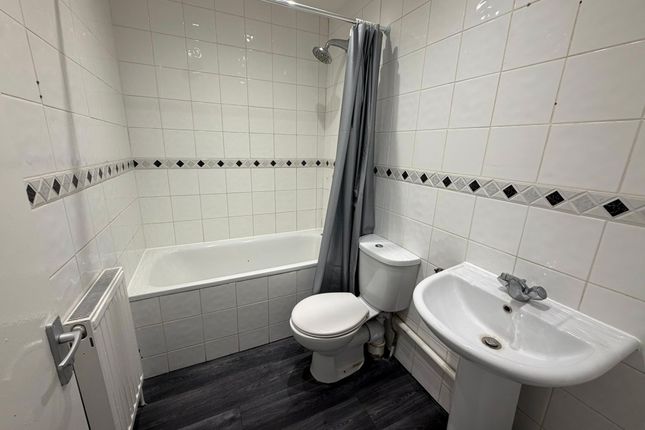 20a Ashgrove Road, Essex photo 5