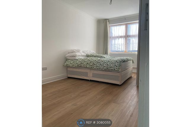 Tanner Street, Barking photo 4
