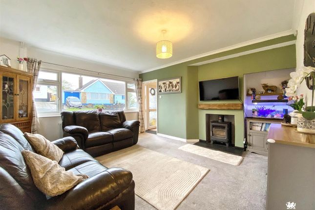 39, West Haven Estate, Pembroke Dock photo 2