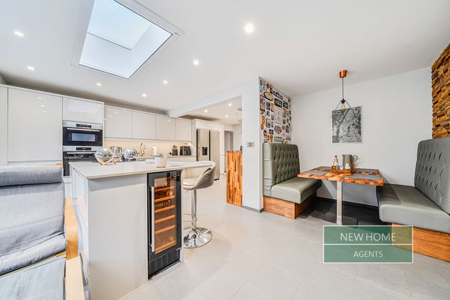1, Sandy Lane Estate, Thame photo 3