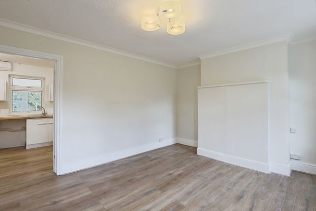2, Badsey Road, Broadway photo 2