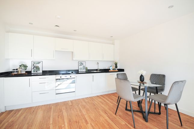 Thumbnail Flat to rent in Elmira Way, Salford