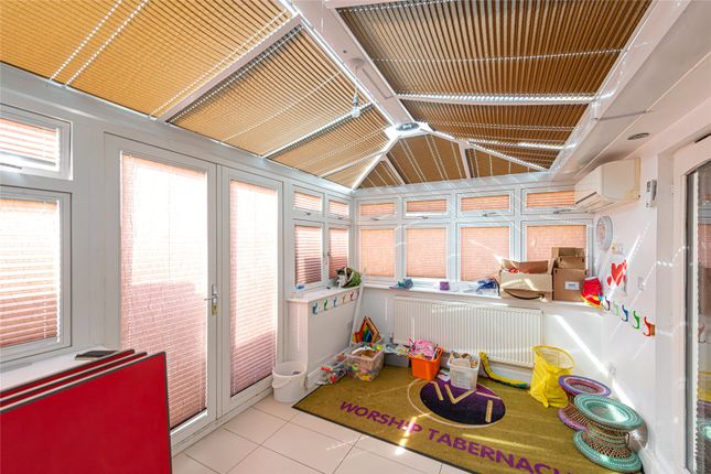 131F, St Johns Way, London photo 4
